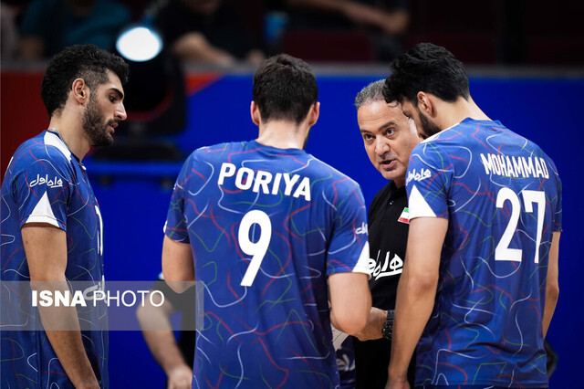 پیمان اکبری پس از برد ایران مقابل آمریکا: از مردم و بازیکنانم تشکر می‌کنم