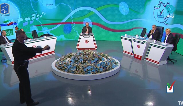 واکنش رئیس ستاد پزشکیان به حواشی «میزگرد فرهنگی»: اقدام حقوقی میکنیم واکنش رئیس ستاد پزشکیان به حواشی «میزگرد فرهنگی»: اقدام حقوقی میکنیم