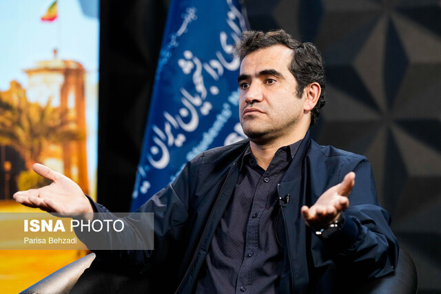 مجید حسینی: دوقطبی اصلی انتخابات دعوای «سعادتآباد» و «امتآباد» است/یه نظرم طبقه پایین میبرد