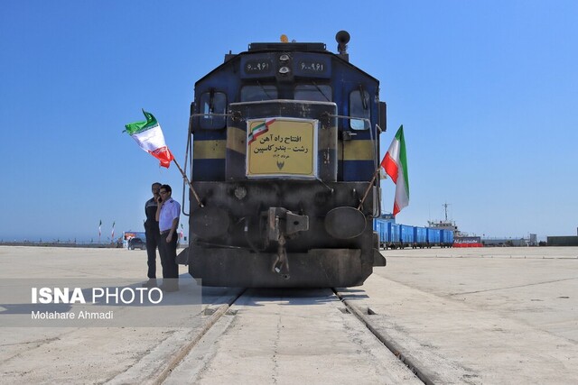 آفتاب خدمات دولت سیزدهم از پشت ابر درآمد