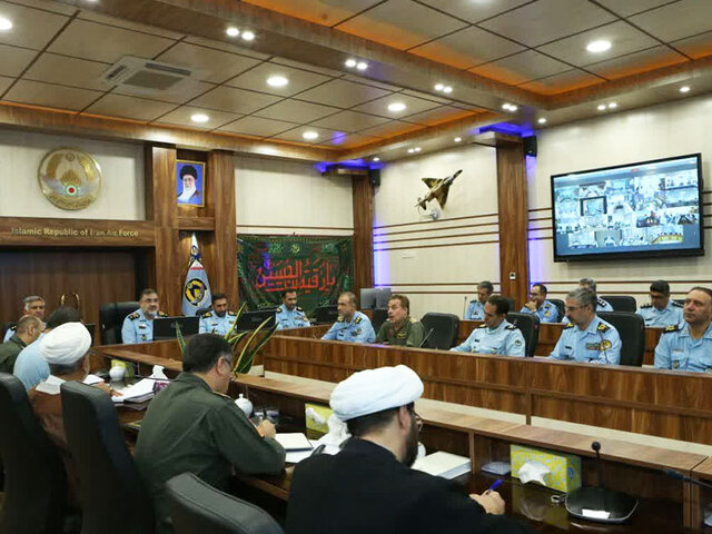 مشارکت بالا در انتخابات، کشور و ملت را از هر تهدیدی مصون میکند مشارکت بالا در انتخابات، کشور و ملت را از هر تهدیدی مصون میکند