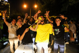 شادی مردم اصفهان پس قهرمانی تیم فوتبال سپاهان در جام حذفی