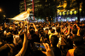 شادی مردم اصفهان پس قهرمانی تیم فوتبال سپاهان در جام حذفی