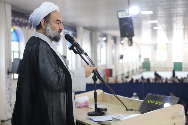 تاریخ اسلام به ما میآموزد که در برابر دشمنان هوشیار باشیم تاریخ اسلام به ما میآموزد که در برابر دشمنان هوشیار باشیم