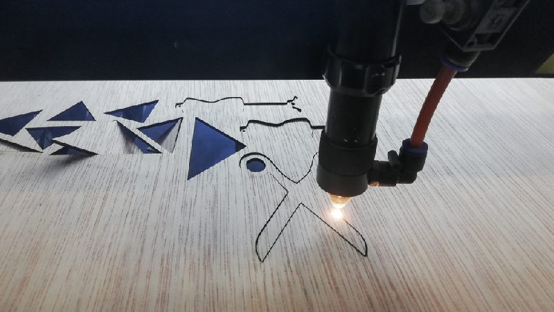 انواع برش لیزر فلز و غیر فلز