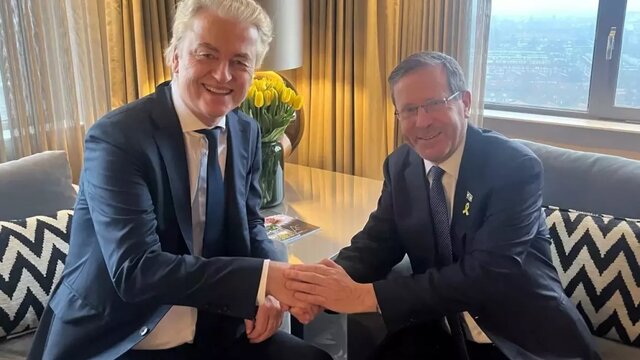 رئیس رژیم صهیونیستی (سمت راست) در کنار «خیرت ویلدرز» پیوند اسرائیل با فاشیستهای اروپا، امری فراتر از یک مصلحت سیاسی