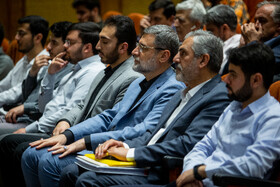 نشست دانشجویی قاضیزاده هاشمی در دانشگاه تهران