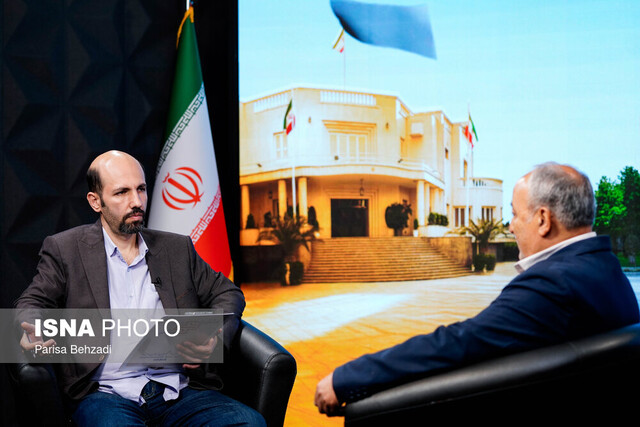 پیامد رفتارهای تخریبی نامزدها/ مردم در نهایت به چه کسی رای میدهند؟