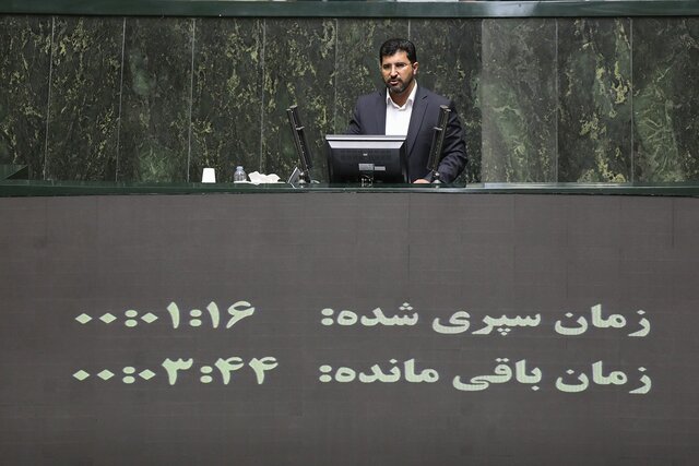 معتمدی‌زاده: دولت چهاردهم برای جلب اعتماد مردم تلاش کند