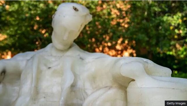 گرما، مجسمه «لینکلن» را در آمریکا ذوب کرد