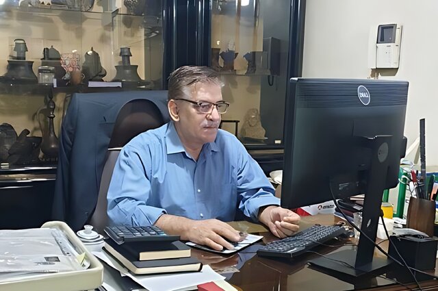 به خاکسپاری استاد اسفندیار ایمانزاده در سکوت خبری