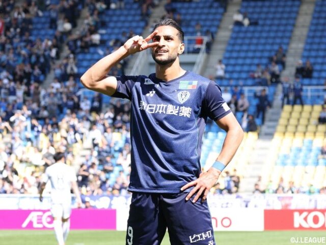 عکس آرشیوی است روزهای خوش زاهدی در ژاپن