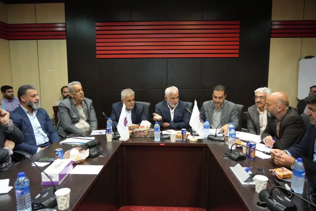 ۱۰۰۰ هکتار به مساحت شهرکهای صنعتی لرستان اضافه میشود ۱۰۰۰ هکتار به مساحت شهرکهای صنعتی لرستان اضافه میشود