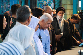 حضورهادی خامنه‌ای در انتخابات چهاردهمین دوره ریاست‌جمهوری - حسینیه ارشاد