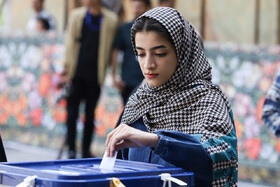 انتخابات چهاردهمين دوره رياست‌جمهوری در  میدان نقش جهان اصفهان 