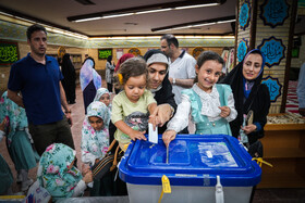 انتخابات چهاردهمین دوره ریاست‌جمهوری در تهران - مسجد بلال صدا وسیما