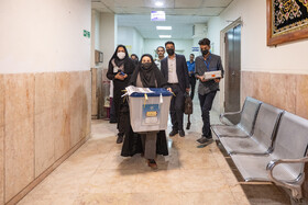 صندوق اخذ رای سیار در بیمارستان علی اصغر شهر شیراز