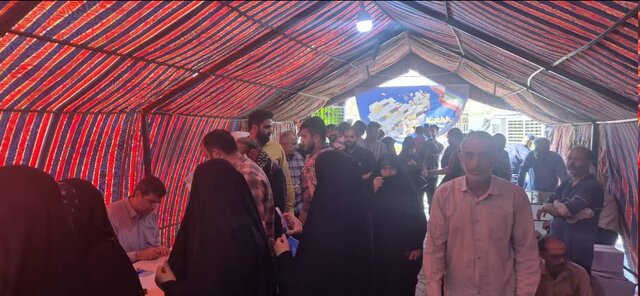 مشارکت گسترده زائران ایرانی در سامرا مشارکت گسترده زائران ایرانی در کربلا و سامرا در انتخابات