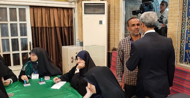 ناظر شورای نگهبان در شعبه مسجد لرزاده: نماینده ۲ کاندیدا در این حوزه حضور نیافتند