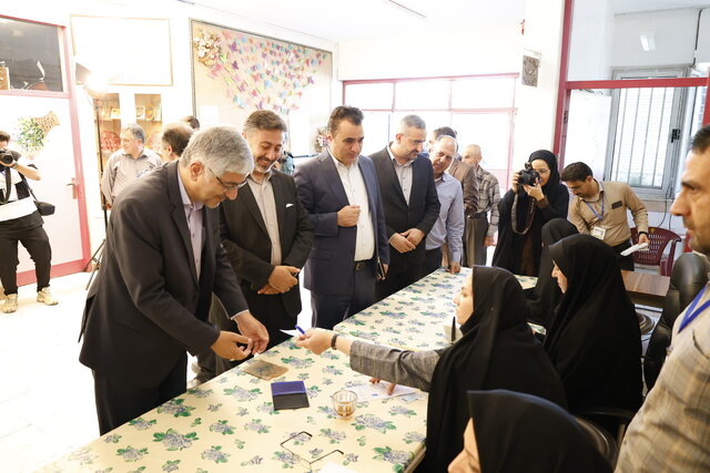 مردم؛ صحنهگردان سیاسیترین رویداد کشور