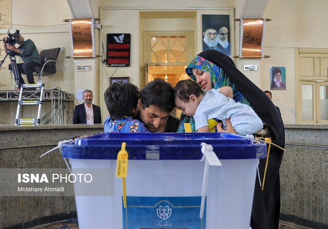 انتخابات بدون هیچ مشکلی در مشهد در حال برگزاری است
