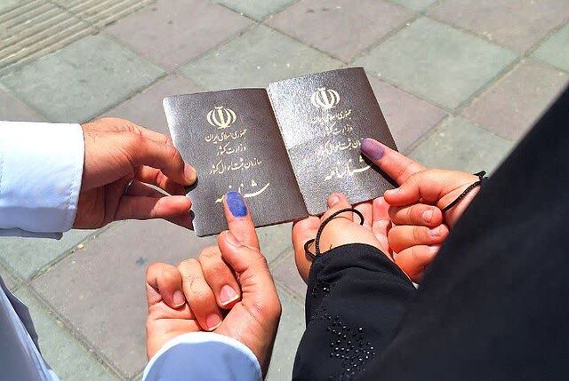 حضور مردم شهرستانهای غرب استان تهران پای صندوقهای رأی