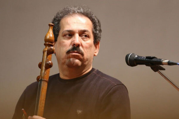 اردشیر کامکار در تالار وحدت مینوازد اردشیر کامکار در تالار وحدت مینوازد