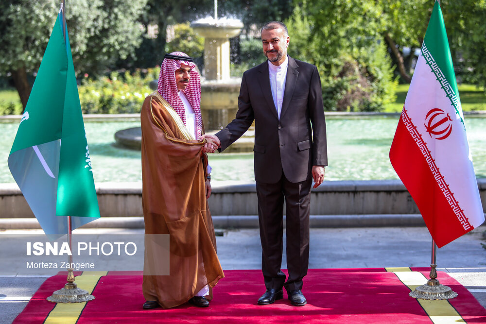 کارشناس مسائل بینالملل: مذاکره بدون تعهد کشورهای غربی، وقتکشی است