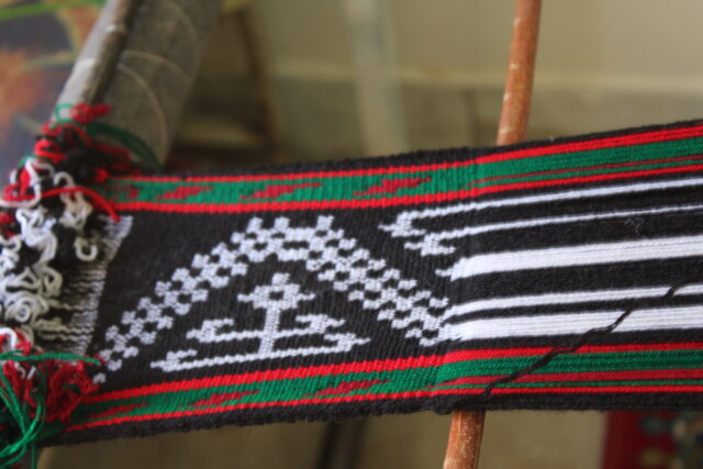 از بافت جاجیم انگشتی تا مهارت بافت سیاه چادر