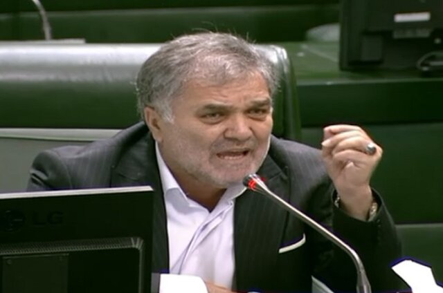 حیات مقدم: پزشکیان پوپولیستی در مناظره ظاهر شد حیات مقدم: پزشکیان پوپولیستی در مناظره ظاهر شد