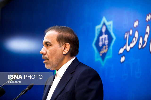 کاهش «طلاق توافقی» و افزایش «طلاق یکطرفه» در تهران/ برگزاری دادگاه رستمی صفا/تذکر انتخاباتی به یک روزنامه