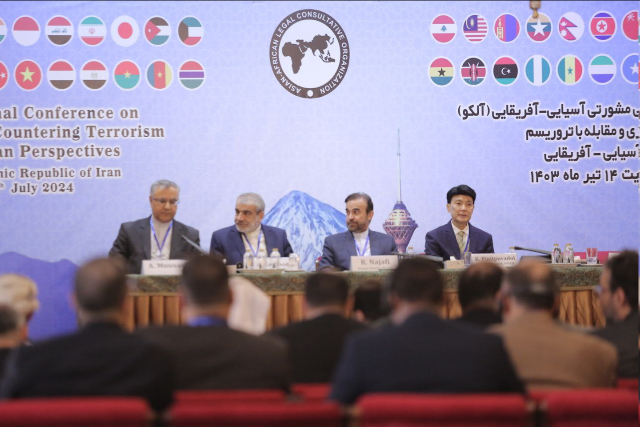 نجفی: گسیل تروریستهای خارجی به منطقه تهدیدی برای صلح و امنیت تمام کشورهای منطقه است