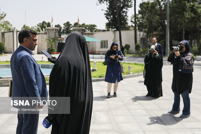 توضیحاتی درباره استخدامهای جدید/واکنش به کمپین برکناری شهردار تهران