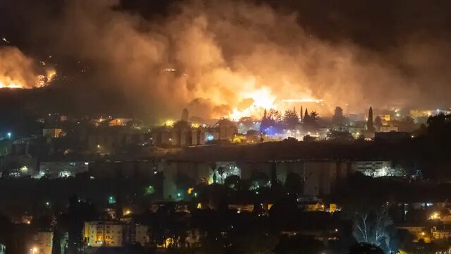 آتشسوزی در «کریات شمونه» در پی حمله حزب الله اکونومیست: اسرائیل در جنگ با حزبالله هدف بزرگترین موشکباران تاریخ قرار میگیرد