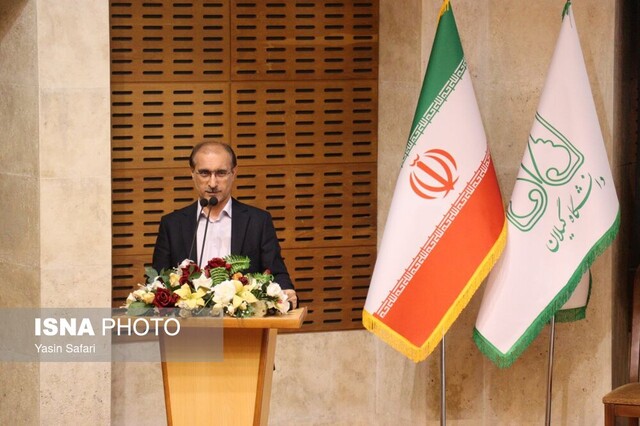 کشور به انسانهای توسعهیافته نیاز دارد