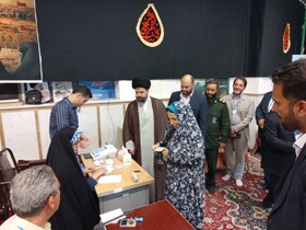 مسئولان شهرستان پردیس رای خود را به صندوق انداختند