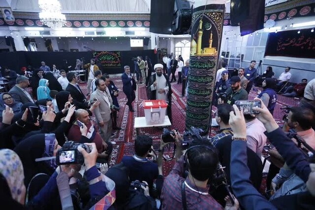 پوشش انتخابات دور دوم ریاست جمهوری توسط ۴۷۵ خبرنگار و عکاس در استان همدان پوشش انتخابات دور دوم ریاست جمهوری توسط ۴۷۵ خبرنگار و عکاس در استان همدان