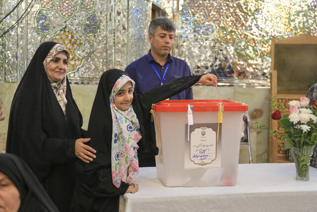 آرامش کامل در شعب اخذ رأی فارس برقرار است آرامش کامل در شعب اخذ رأی فارس برقرار است