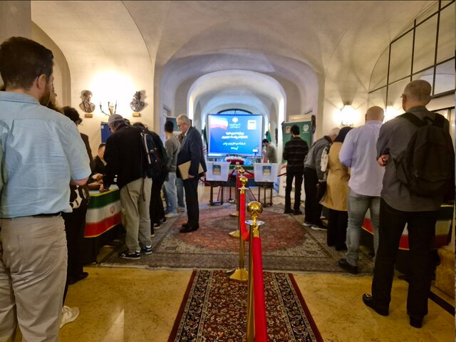 برگزاری انتخابات ریاست جمهوری ایران در فرانسه تامین امنیت کامل حوزههای رایگیری انتخابات ایران در فرانسه