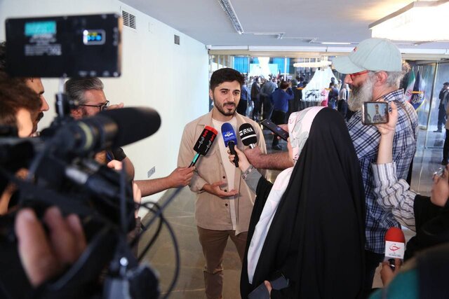 دیدار بشیر بیآزار با وزیر ارشاد