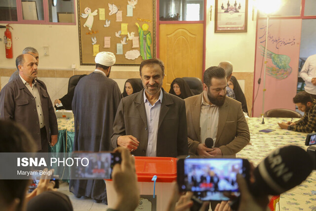 کار نیمهتمامی که توسط مردم تمام شد