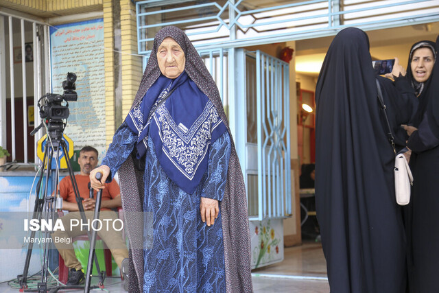 کار نیمهتمامی که توسط مردم تمام شد