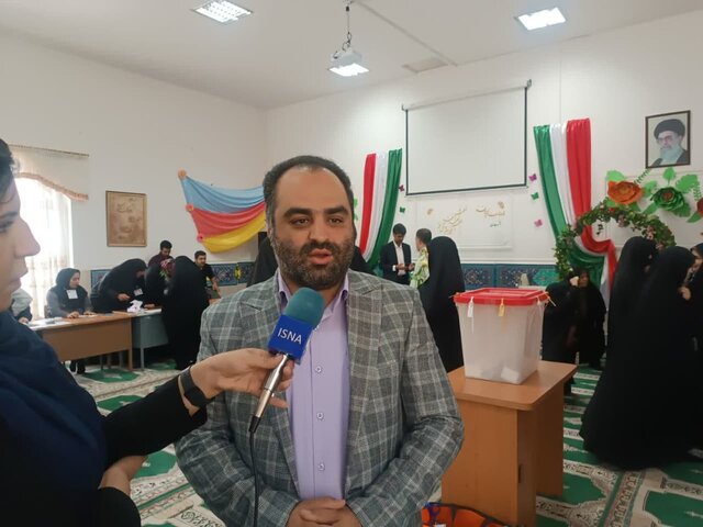 رییس جمهور منتخب باید ادامه دهنده گامهای درست روسای جمهور پیشین باشد رییس جمهور منتخب باید ادامه دهنده گامهای درست روسای جمهور پیشین باشد