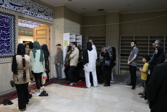 حضور پرشور مردم شهرستانهای غرب استان تهران در ساعت پایانی انتخابات