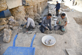 کاوش در گذر کمرزرین اصفهان