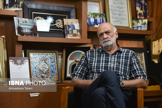 کربکندی: میان تاج و پرسپولیس میانهرو بودم/ پشت سر ناصر حجازی ماندم