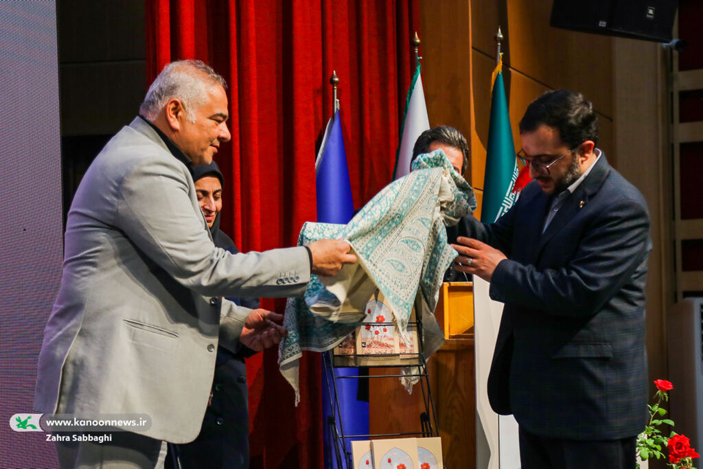 مبادا امام حسین (ع) را فقط در وجه تراژیک خلاصه کنیم!