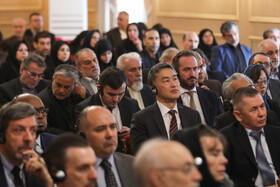 همایش دیپلمات دانشور