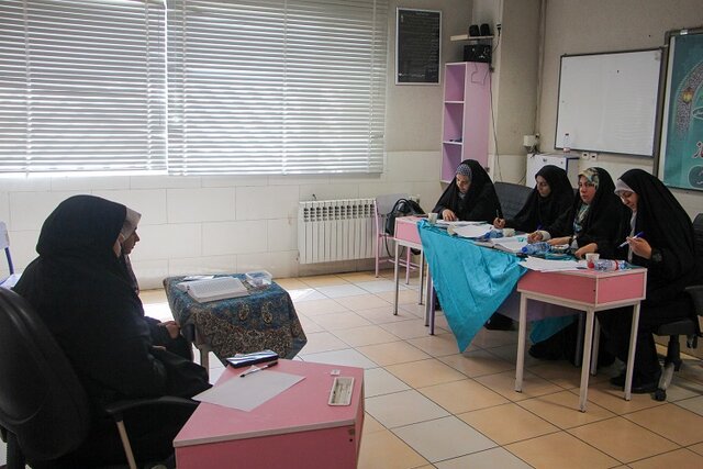 عکس آرشیوی است رقابت ۱۰ هزار دانشآموز فارس در مرحله ۱۴ گانه مسابقات قرآن