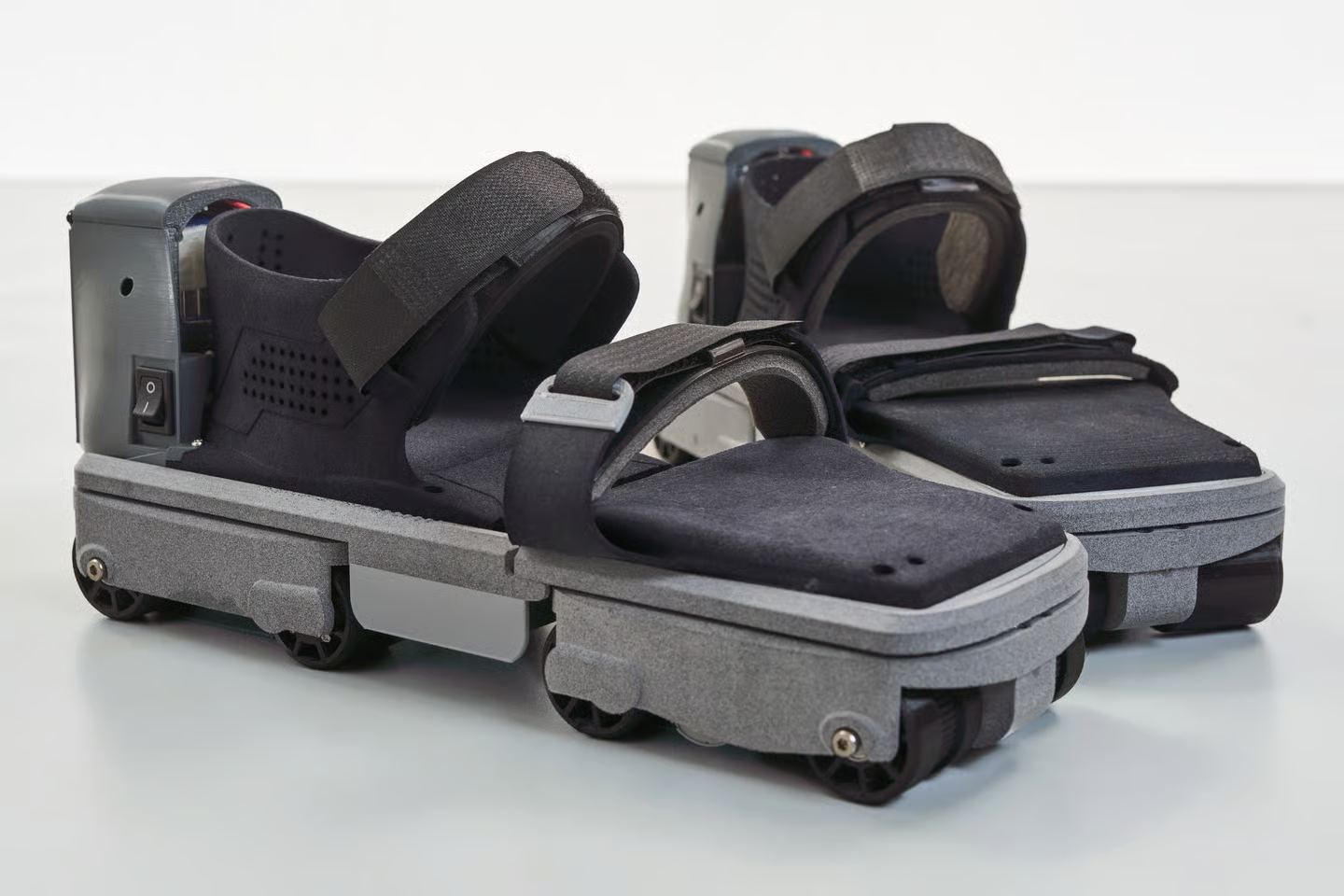 پیادهروی در واقعیت مجازی با یک کفش مخصوص